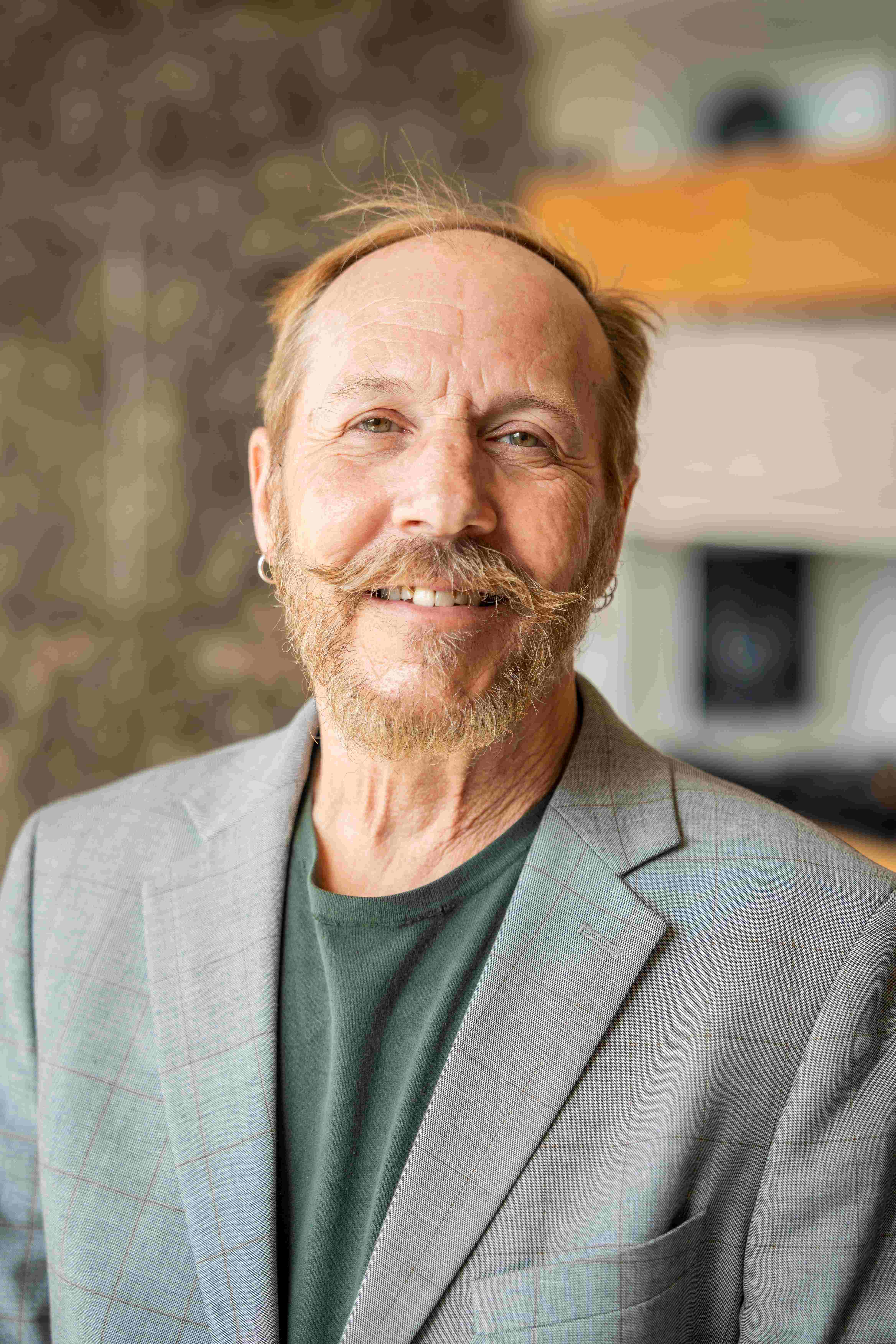 Paul Cross-Econ